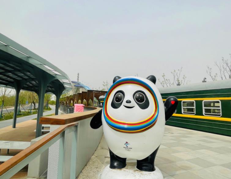 冬奧公園與首鋼園實(shí)現(xiàn)互聯(lián)互通，多個(gè)景觀節(jié)點(diǎn)五一迎客